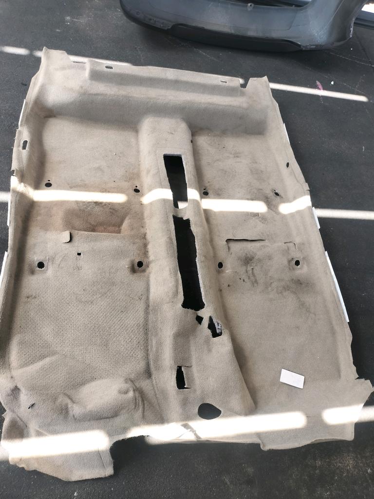 ALFOMBRA DE SALON AUTO NISSAN TIIDA 2004-2012 SEDAN SC11 SJC11