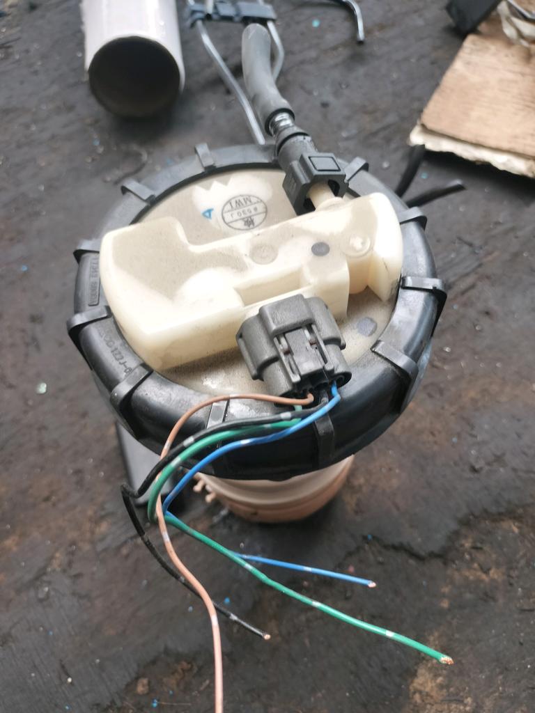 BOMBA DE GASOLINA COMPLETA NISSAN TIIDA 2004-2012 SEDAN SC11 SJC11