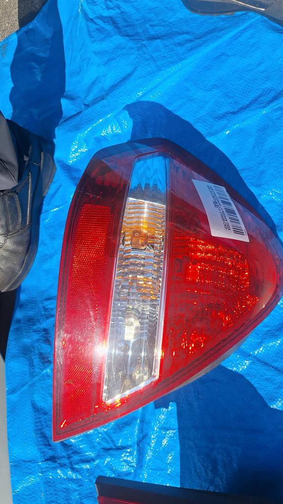 FARO POSTERIOR LH NISSAN TIIDA 2004-2012 SEDAN SC11 SJC11