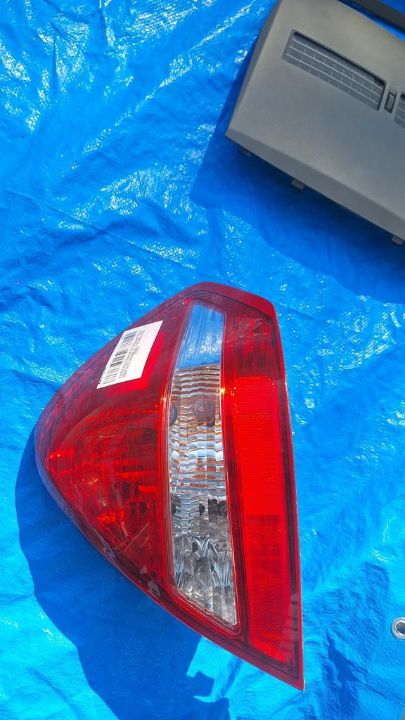 FARO POSTERIOR RH NISSAN TIIDA 2004-2012 SEDAN SC11 SJC11