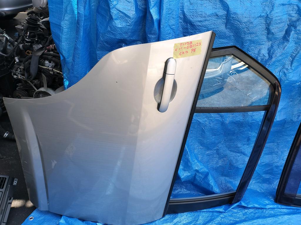 PUERTA POSTERIOR RH NISSAN TIIDA 2004-2012 SEDAN SC11 SJC11