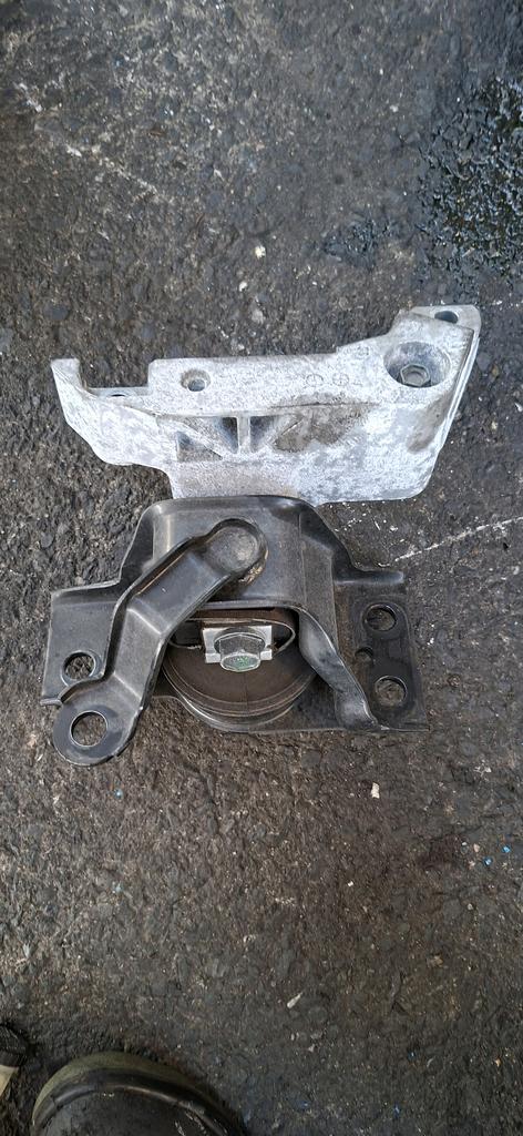 SOPORTE DE MOTOR NISSAN TIIDA 2004-2012 SEDAN SC11 SJC11