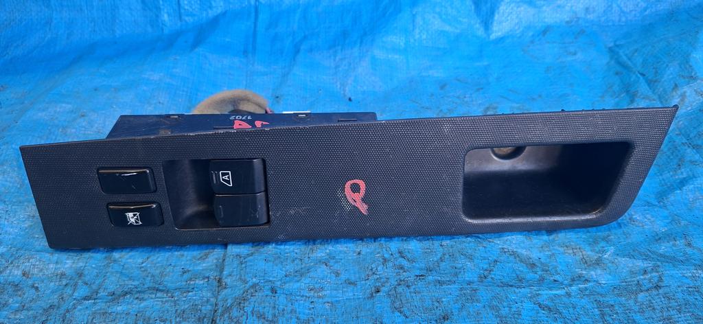 CONTROL MULTIPLE DE LEVANTA LUNA NISSAN AD VAN 2006-2021 VAN VY12 Y12