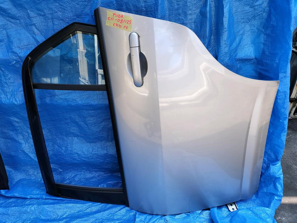 PUERTA POSTERIOR LH NISSAN TIIDA 2004-2012 SEDAN SC11 SJC11