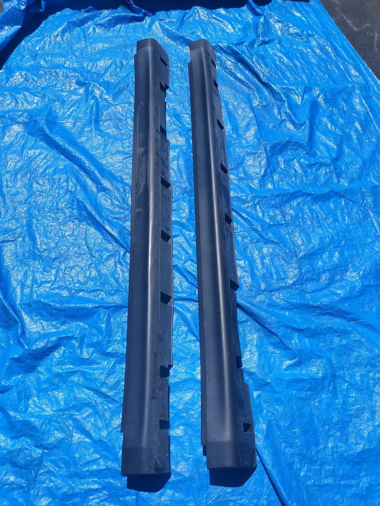 FALDON SPOILER LATERAL PAR NISSAN TIIDA 2004-2012 SEDAN SC11 SJC11