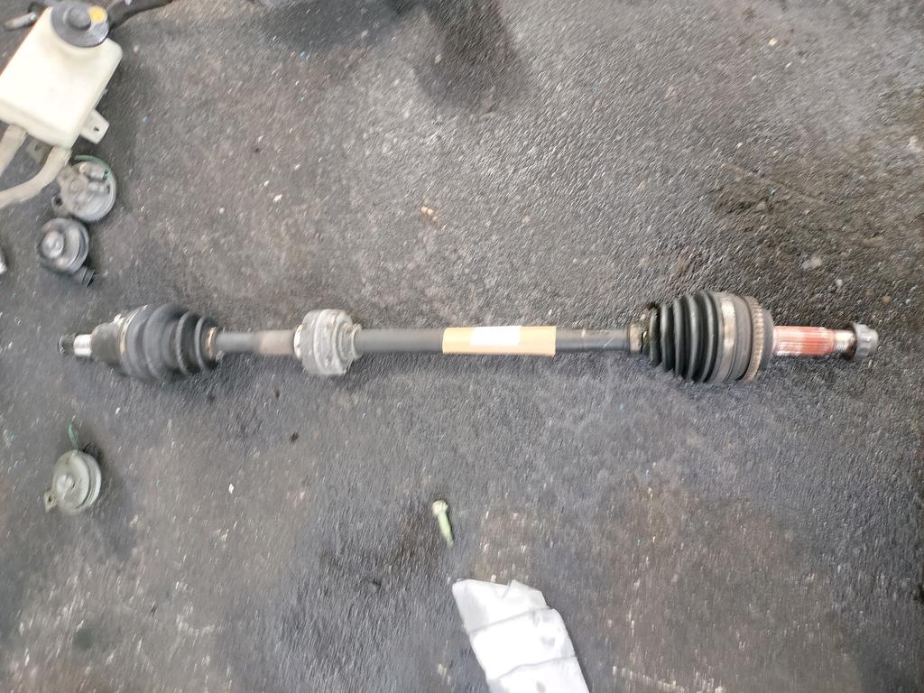PALIER EJE COMPLETO RH TOYOTA PORTE 2004-2012 HATCHBACK NNP10 NNP15
