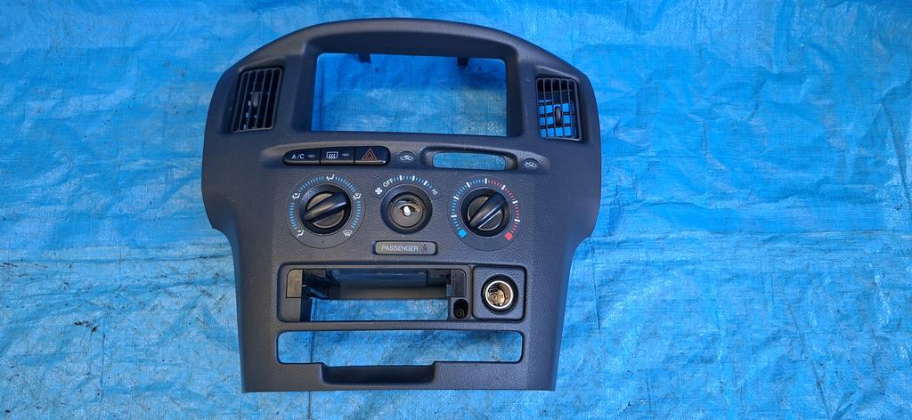 CONSOLA DE RADIO TOYOTA SUCCEED 2002-2014 WAGON NCP51 NCP59