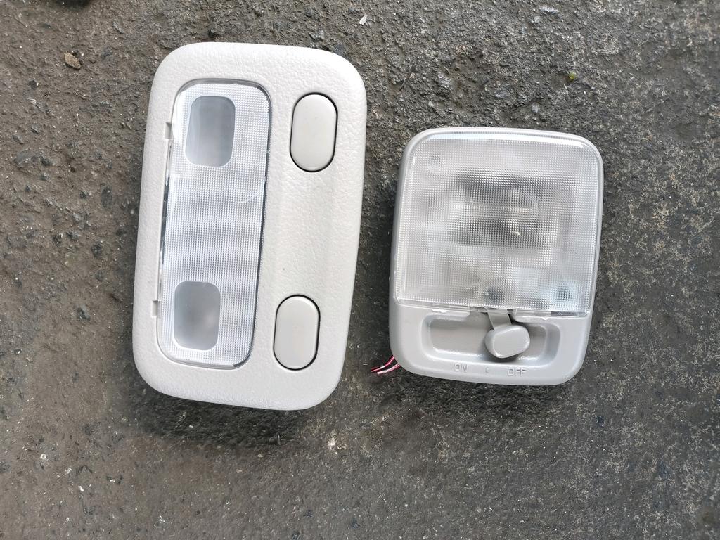 FARO DE SALON LUZ INTERIOR MAZDA FAMILIA 1999-2008 VAN VY11 VFNY11