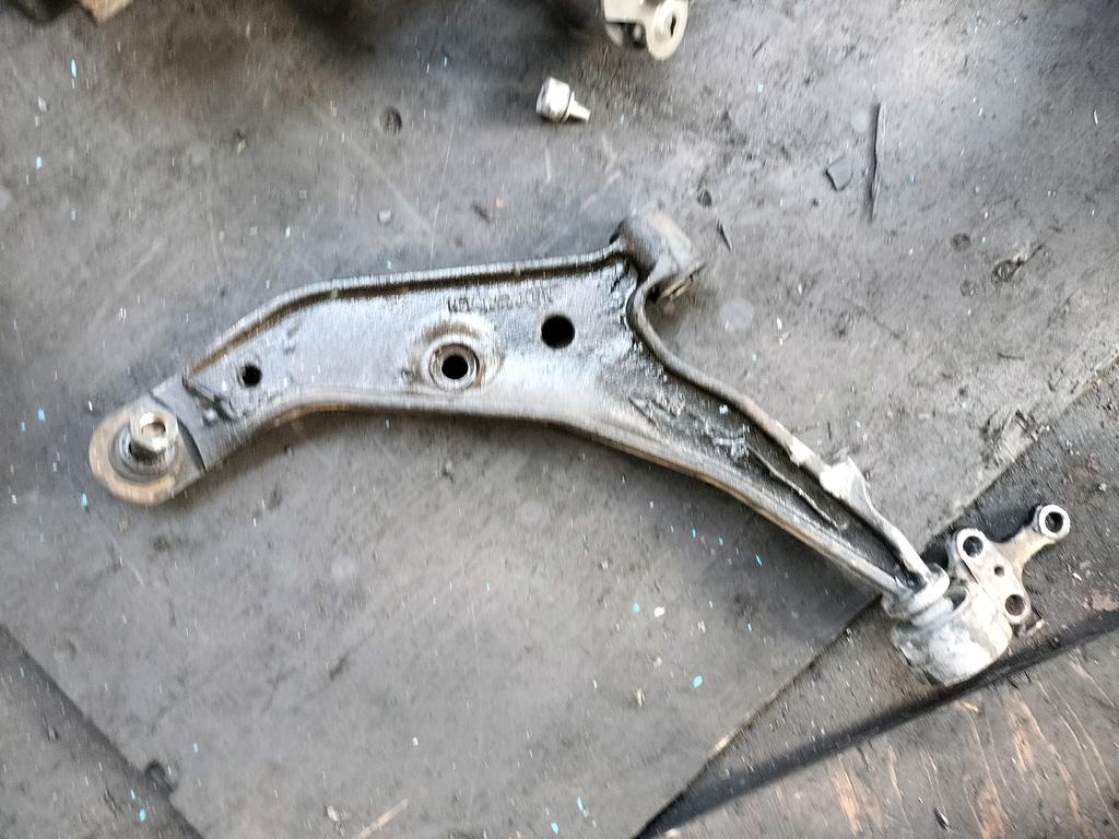 TRAPECIO RH MAZDA FAMILIA 1999-2008 VAN VY11 VFNY11