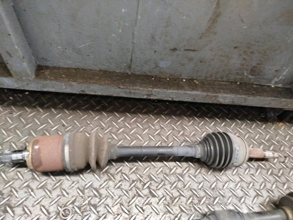 PALIER EJE COMPLETO LH NISSAN AD VAN 1999-2008 VAN VFY11 WHNY11