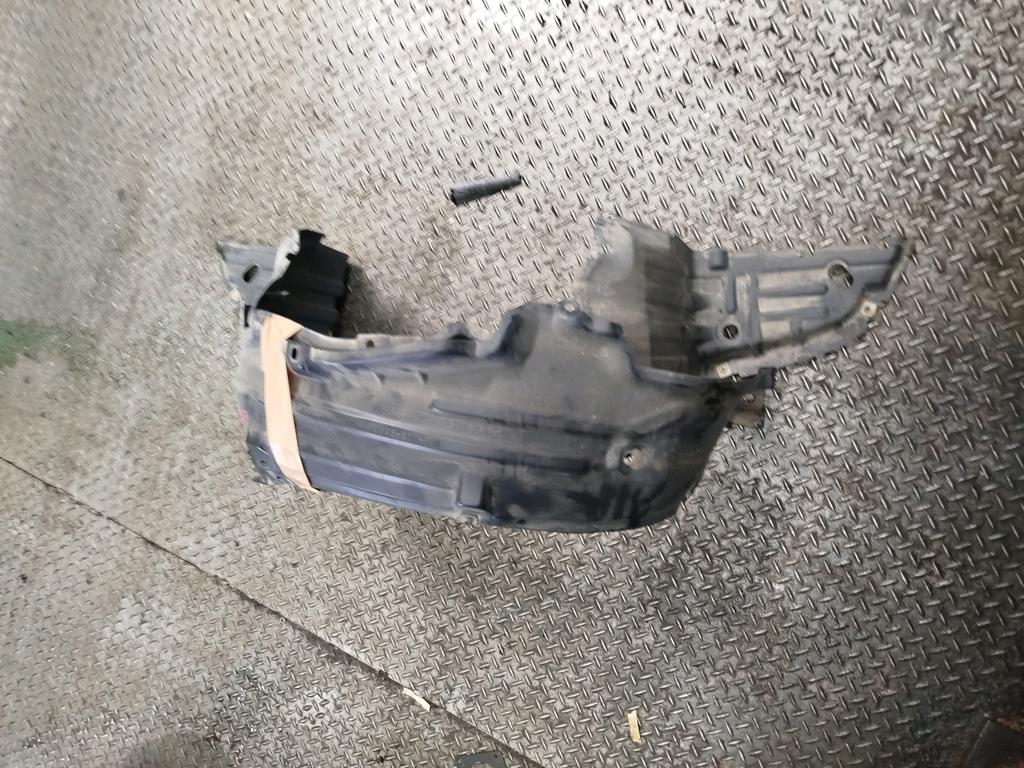 PLASTICO DE GUARDAFANGO PAR NISSAN AD VAN 1999-2008 VAN VFY11 WHNY11