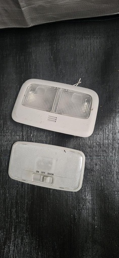 [YVYFHP] FARO DE SALON LUZ INTERIOR TOYOTA FIELDER 2006-2012 WAGON NZE141G ZRE144G