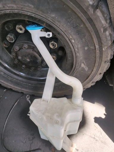[9EPKVK] DEPOSITO LIMPIA PARABRISAS NISSAN TIIDA 2004-2012 SEDAN SC11 SJC11