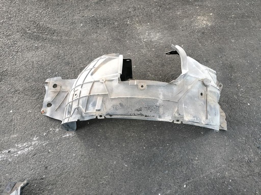 [NKSG8Y] PLASTICO DE GUARDAFANGO RH NISSAN AD VAN 2006-2021 VAN VY12 Y12