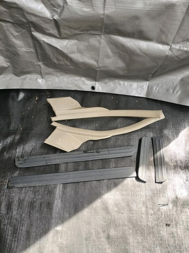 [BW7S24] PISADERA DE PUERTA NISSAN TIIDA 2004-2012 SEDAN SC11 SJC11