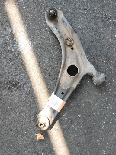 [2WUBUW] TRAPECIO LH TOYOTA BB 2000-2005 HATCHBACK NCP30 NCP35