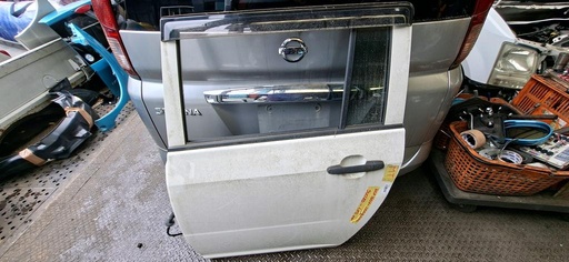 [R8BR2D] PUERTA POSTERIOR LH TOYOTA SUCCEED 2014-2020 WAGON NCP160V NSP160V
