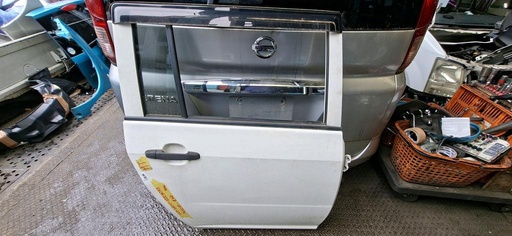 [4ERWE9] PUERTA POSTERIOR RH TOYOTA SUCCEED 2014-2020 WAGON NCP160V NSP160V