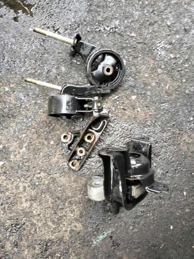 [KHHQ2S] SOPORTE DE MOTOR TOYOTA WILL CYPHA 2002-2005 HATCHBACK NCP70 NCP75